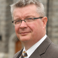 Portrait of Dr. E. Kevin Kelloway